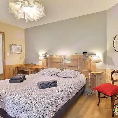 Le Clos De Lapras Casa de Férias Roiffieux